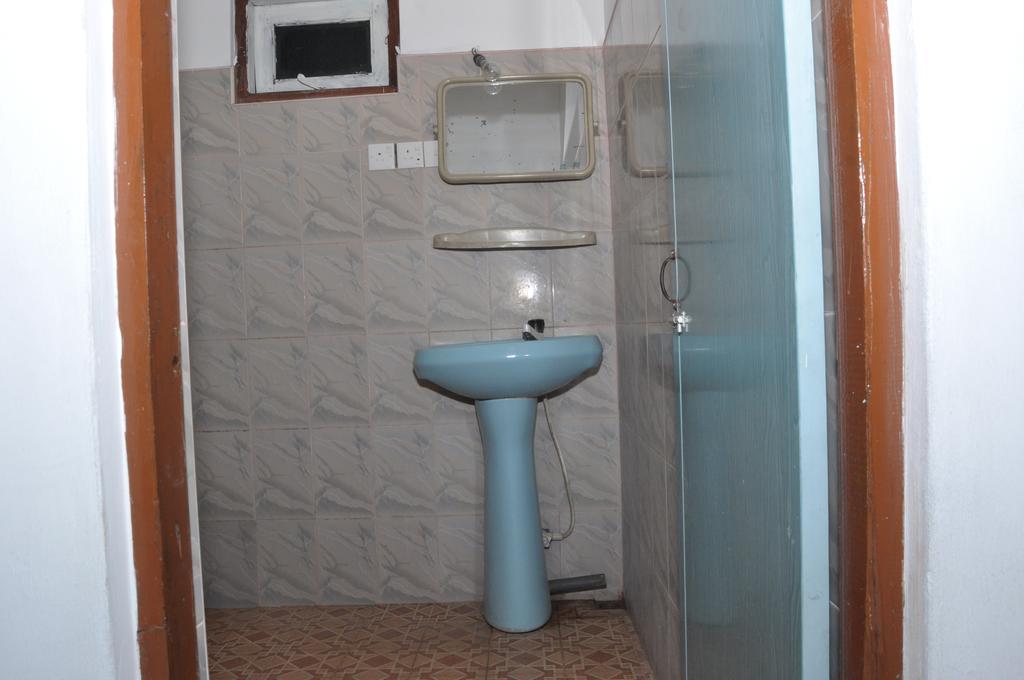 נגומבו Marshal Beach Guesthouse חדר תמונה