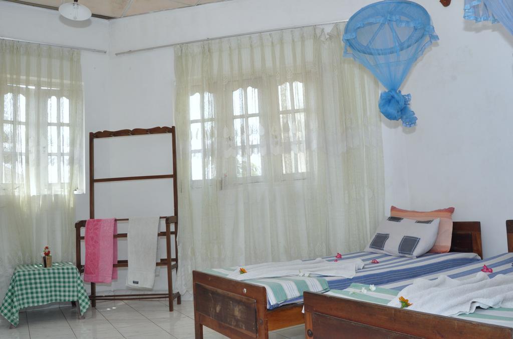נגומבו Marshal Beach Guesthouse חדר תמונה